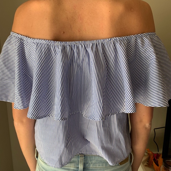 Off the shoulder- striped shirt - Picture 2 of 2
